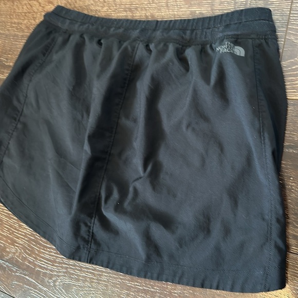 North Face Skort - Picture 4 of 7